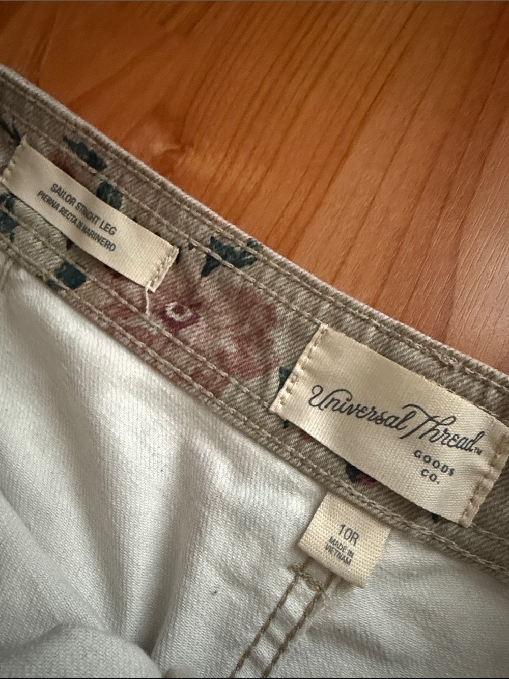 Universal Thread Sailor Jeans with flowers Wide Leg - Picture 2 of 4